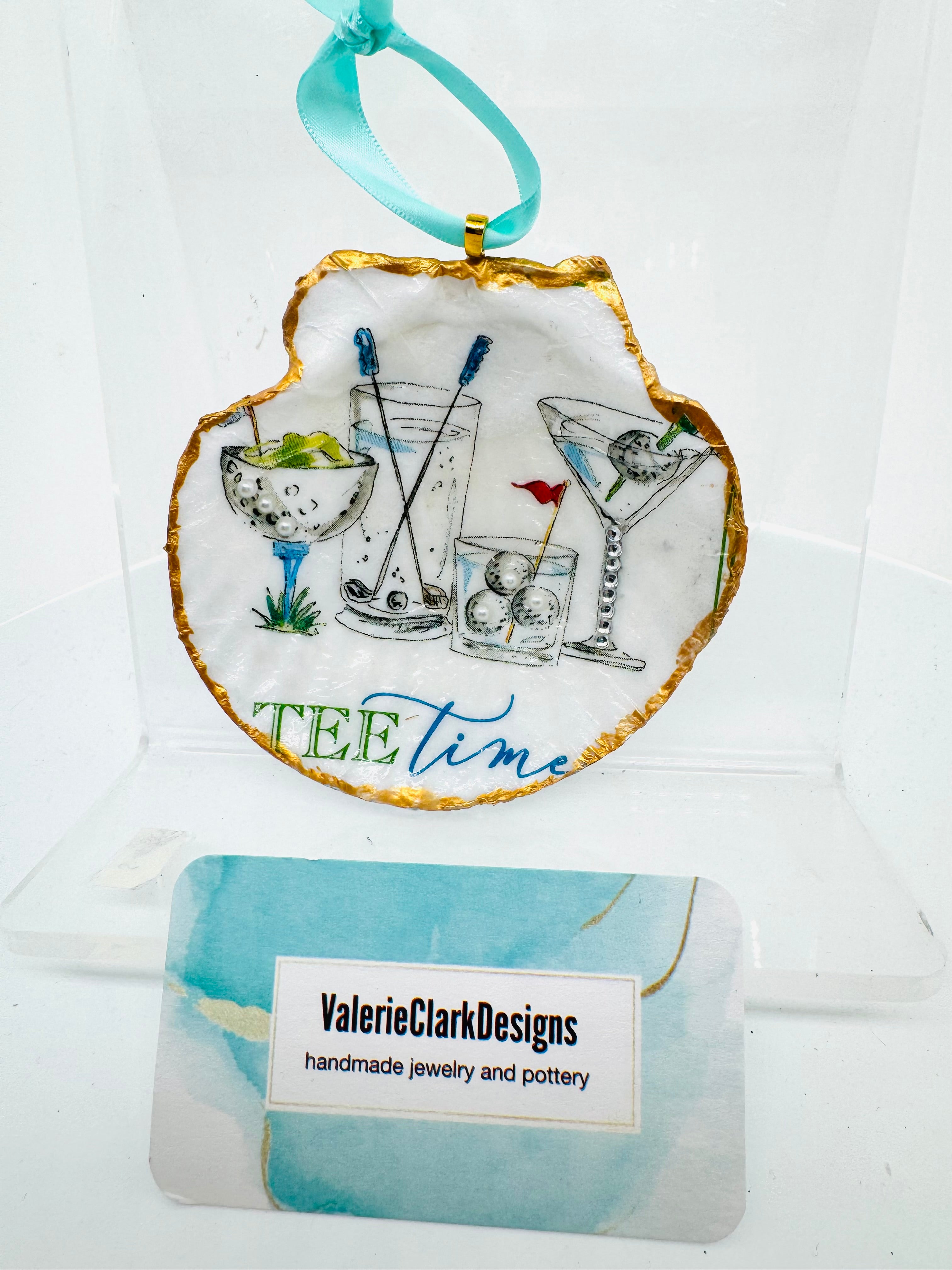 4.5” shell ornament drinks at Golf