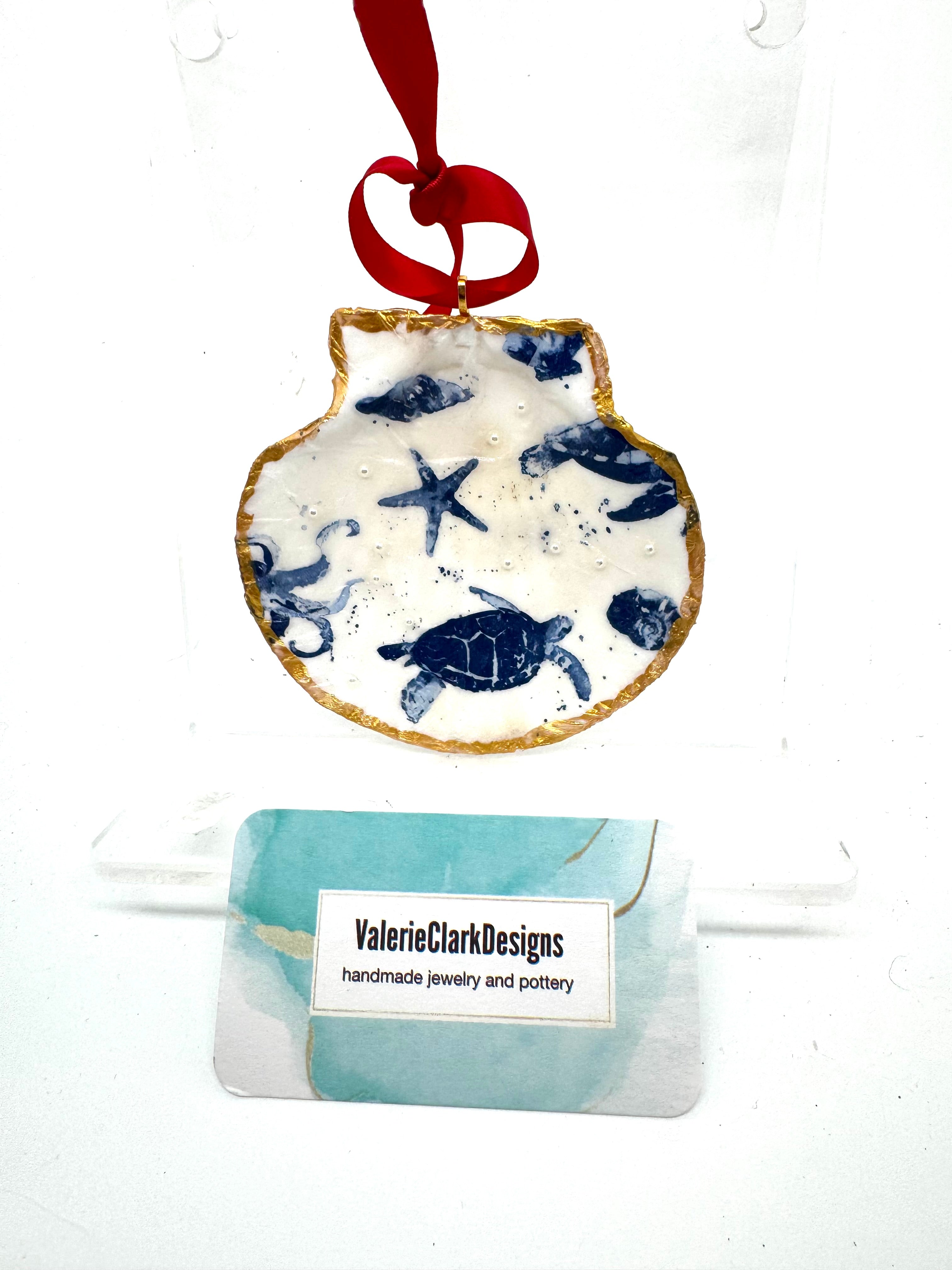 4.5” shell ornament with sea turtles and pearls