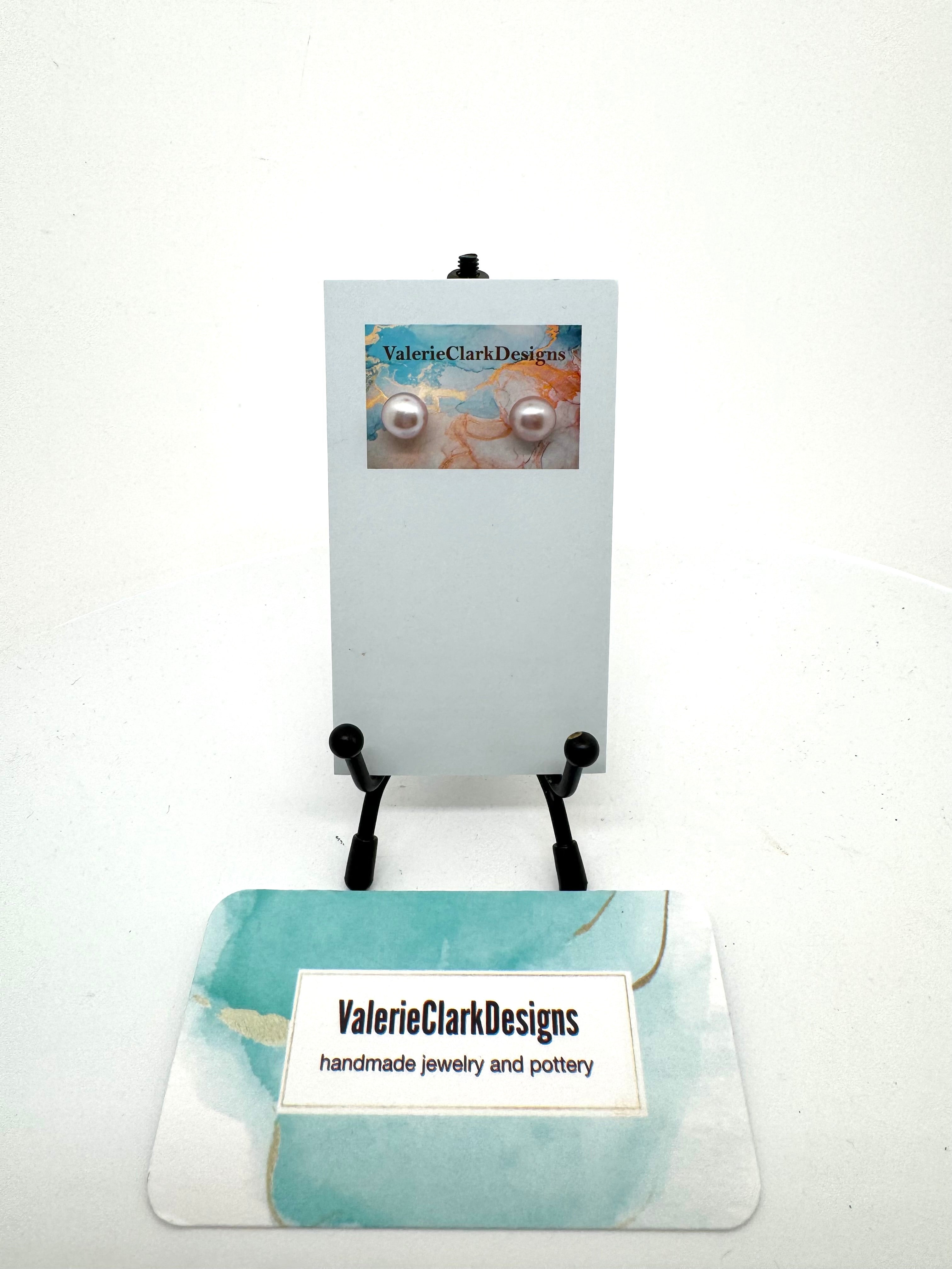 Blush pearl stud earrings